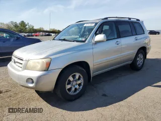 2005 Toyota Highlander z VIN JTEDP21A850087200, wystawiony jako Copart lot #53141065 z przebiegiem 305 243 mil mil oraz Tytuł czysty. Historia ofert i sprzedaży dostępna na DreamBid. Obrazek 1.