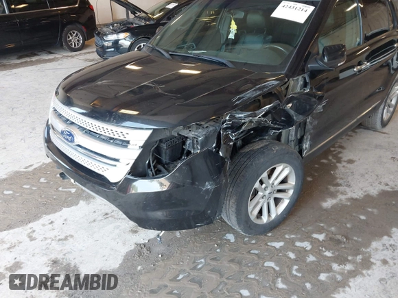 2014 Ford Explorer XLT with VIN 1FM5K7D83EGC61593, listed as a IAAI auction lot 42431214 with 145,176 mi miles and . Bid and sale history available at DreamBid. Image 6.