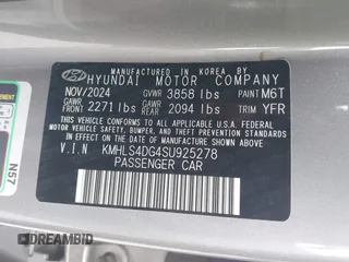 2025 Hyundai Elantra SEL Convenience z VIN KMHLS4DG4SU925278, wystawiony jako IAAI lot #42520321 z przebiegiem 13 936 mil mil oraz . Historia ofert i sprzedaży dostępna na DreamBid. Obrazek 9.
