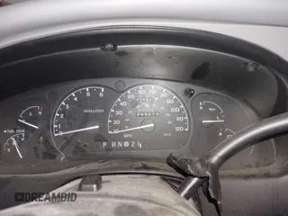 1999 Ford Explorer с VIN 1FMZU24E5XUA31272, выставлен на аукционе IAAI как лот 41704971 с пробегом 243 213 миль миль и . История ставок и продаж доступна на DreamBid. Изображение 7.
