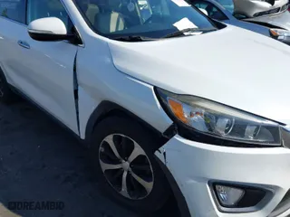 2016 Kia Sorento EX with VIN 5XYPH4A10GG005029, listed as a IAAI auction lot 41517179 with 151,926 mi miles. Bid and sale history available at carsss.com. Image 6.
