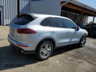2018 Porsche Cayenne with VIN WP1AA2A22JKA06822, listed as a Copart auction lot 63078125 with 48,446 mi miles and Clean title. Bid and sale history available at DreamBid. Image 3.