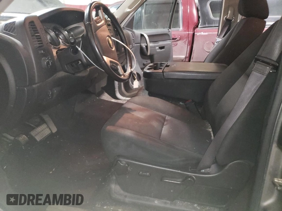 2013 Chevrolet Silverado 3500HD LT with VIN 1GC4K0C87DF221546, listed as a Copart auction lot 84016954 with 123,744 mi miles and Salvage Title. Bid and sale history available at carsss.com. Image 7.