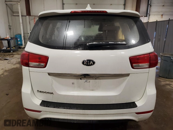 2018 Kia Sedona L with VIN KNDMA5C17J6401561, listed as a Copart auction lot 46232155 with 131,542 mi miles and Clean Title. Bid and sale history available at carsss.com. Image 6.
