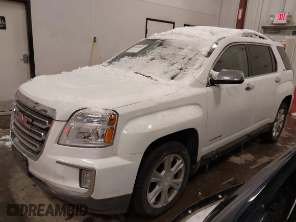 2017 GMC Terrain SLT z VIN 2GKFLUE36H6200710, wystawiony jako IAAI lot #41622409 z przebiegiem 121 391 mil mil oraz . Historia ofert i sprzedaży dostępna na DreamBid. Obrazek 17.