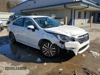 2018 Subaru Legacy Premium with VIN 4S3BNAF61J3029289, listed as a Copart auction lot 44007403 with 86,782 mi miles. Bid and sale history available at carsss.com. Image 4.