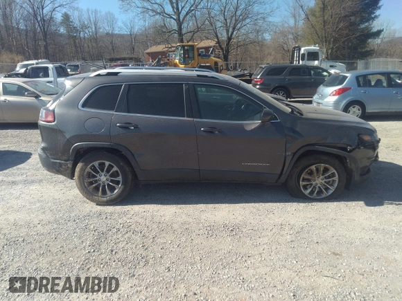 2019 Jeep Cherokee Latitude Plus with VIN 1C4PJMLX9KD413915, listed as a IAAI auction lot 41747608 with 50,390 mi miles and . Bid and sale history available at DreamBid. Image 14.