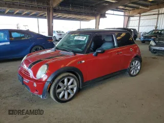 2003 MINI Hardtop S with VIN WMWRE33423TD59829, listed as a Copart auction lot 51691785 with 124,612 mi miles and Salvage Title. Bid and sale history available at DreamBid. Image 1.
