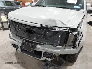 2024 Ford F-150 Lightning Lariat с VIN 1FT6W5L72RWG24374, выставлен на аукционе IAAI как лот 42296397 с пробегом Не указан миль и . История ставок и продаж доступна на DreamBid. Изображение 6.