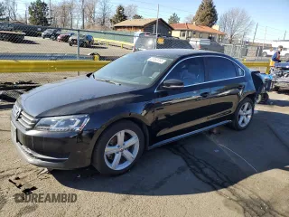 2013 Volkswagen Passat SE w/Sunroof & Nav with VIN 1VWBP7A38DC063905, listed as a Copart auction lot 47463765 with 166,997 mi miles and Salvage Title. Bid and sale history available at carsss.com. Image 1.