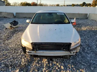 2008 Volvo S80 3.2L with VIN YV1AS982681070529, listed as a Copart auction lot 76939894 with 233,215 mi miles and Salvage Title. Bid and sale history available at carsss.com. Image 5.