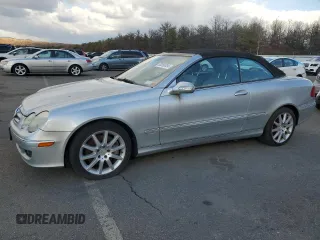 2007 Mercedes-Benz CLK-Class 3.5L with VIN WDBTK56F67F229711, listed as a Copart auction lot 83255084 with 83,032 mi miles and Clean Title. Bid and sale history available at carsss.com. Image 1.