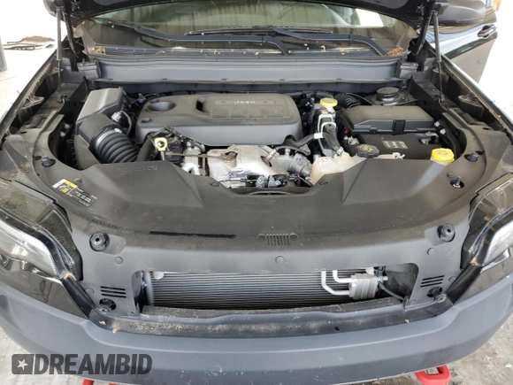 2019 Jeep Cherokee Trailhawk with VIN 1C4PJMBN7KD374676, listed as a Copart auction lot 51504125 with 34,323 mi miles and Salvage Title. Bid and sale history available at DreamBid. Image 14.