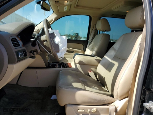 2013 Chevrolet Avalanche LTZ with VIN 3GNMCGE09DG378661, listed as a Copart auction lot 83677794 with 127,319 mi miles and Salvage Title. Bid and sale history available at carsss.com. Image 7.
