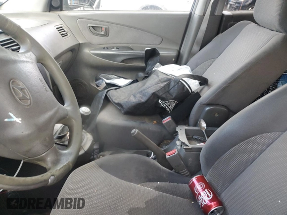 2006 Hyundai Tucson GL with VIN KM8JM72B56U304731, listed as a Copart auction lot 82592184 with Not Provided miles and Clean Title. Bid and sale history available at carsss.com. Image 8.