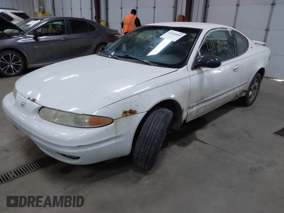 2004 Oldsmobile Alero GL1 z VIN 1G3NL12F94C105290, wystawiony jako IAAI lot #41845669 z przebiegiem Nie podano mil oraz . Historia ofert i sprzedaży dostępna na DreamBid. Obrazek 2.