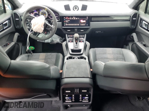 2023 Porsche Cayenne with VIN WP1BK2AY8PDA39066, listed as a Copart auction lot 60699995 with 7,785 mi miles and Salvage title. Bid and sale history available at DreamBid. Image 8.