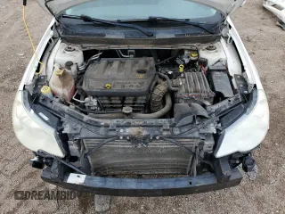 2008 Chrysler Sebring Limited z VIN 1C3LC66KX8N295515, wystawiony jako Copart lot #57480675 z przebiegiem 149 569 mil mil oraz Szkoda całkowita • Salvage title. Historia ofert i sprzedaży dostępna na DreamBid. Obrazek 11.