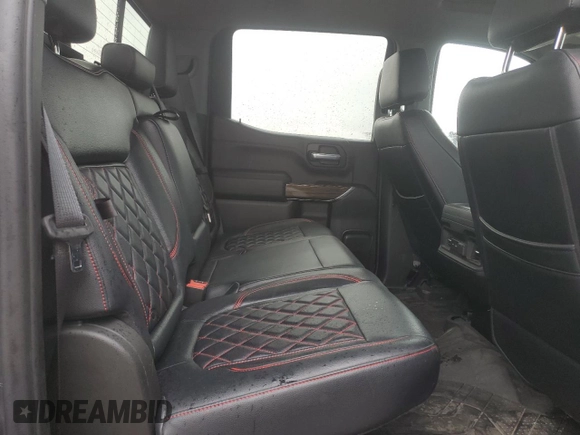 2021 Chevrolet Silverado 1500 RST with VIN 1GCUYEEL8MZ219882, listed as a Copart auction lot 55913795 with 124,373 mi miles and Salvage Title. Bid and sale history available at DreamBid. Image 10.