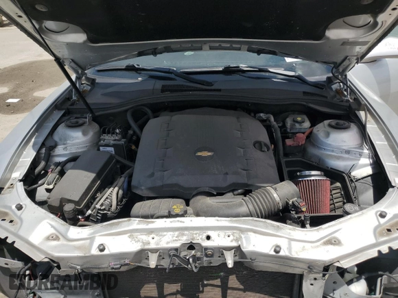 2012 Chevrolet Camaro 2LS z VIN 2G1FA1E35C9142332, wystawiony jako Copart lot #55449195 z przebiegiem 142 323 mil mil oraz Szkoda całkowita • Salvage title. Historia ofert i sprzedaży dostępna na DreamBid. Obrazek 11.