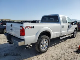 2015 Ford F-350 Platinum with VIN 1FT8W3BT1FEB69255, listed as a Copart auction lot 54107025 with 185,875 mi miles and Clean Title. Bid and sale history available at DreamBid. Image 3.