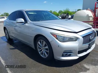 2017 Infiniti Q50 Premium z VIN JN1EV7AP3HM734389, wystawiony jako IAAI lot #42037510 z przebiegiem 125 130 mil mil oraz . Historia ofert i sprzedaży dostępna na DreamBid. Obrazek 1.