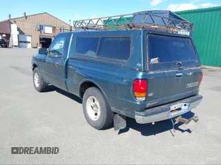 2000 Mazda B-Series 2WD Truck SX with VIN 4F4YR12C9YTM23800, listed as a IAAI auction lot 41409465 with 175,234 mi miles. Bid and sale history available at carsss.com. Image 3.