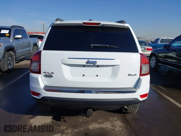2016 Jeep Compass High Altitude Edition with VIN 1C4NJDEB8GD546245, listed as a IAAI auction lot 41557037 with 116,672 mi miles. Bid and sale history available at carsss.com. Image 17.