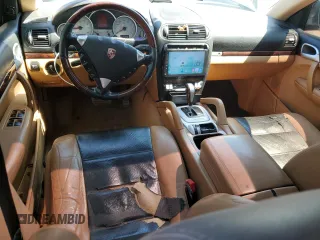 2006 Porsche Cayenne S z VIN WP1AB29P66LA68545, wystawiony jako Copart lot #59036285 z przebiegiem 151 025 mil mil oraz Szkoda całkowita • Salvage title. Historia ofert i sprzedaży dostępna na DreamBid. Obrazek 8.