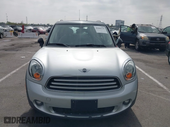 2013 MINI Countryman with VIN WMWZB3C5XDWM09519, listed as a IAAI auction lot 42665715 with 127,891 mi miles and . Bid and sale history available at DreamBid. Image 6.