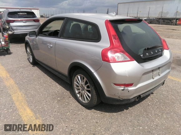 2011 Volvo C30 with VIN YV1672MKXB2197371, listed as a IAAI auction lot 42098912 with 181,787 mi miles. Bid and sale history available at carsss.com. Image 3.