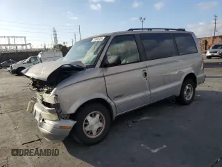 2000 Chevrolet Astro with VIN 1GNDM19WXYB139210, listed as a Copart auction lot 77840224 with Not Provided miles and Salvage Title. Bid and sale history available at carsss.com. Image 1.