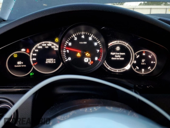 2023 Porsche Cayenne S z VIN WP1AB2AY8PDA15250, wystawiony jako Copart lot #53064315 z przebiegiem 29 655 mil mil oraz Szkoda całkowita • Salvage title. Historia ofert i sprzedaży dostępna na DreamBid. Obrazek 9.