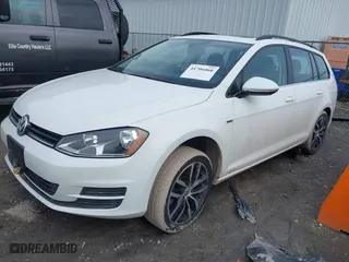 2016 Volkswagen Golf SportWagen TSI S with VIN 3VWC17AU3GM521884, listed as a IAAI auction lot 41706068 with 68,560 mi miles. Bid and sale history available at carsss.com. Image 18.
