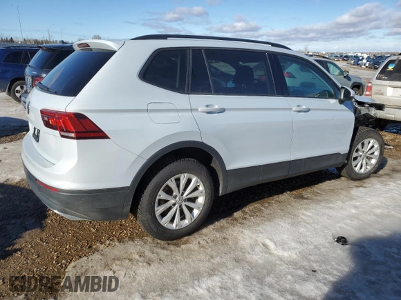 2019 Volkswagen Tiguan S z VIN 3VV0B7AX6KM015635, wystawiony jako Copart lot #47340135 z przebiegiem 156 774 mil mil oraz Szkoda całkowita • Salvage title. Historia ofert i sprzedaży dostępna na DreamBid. Obrazek 3.