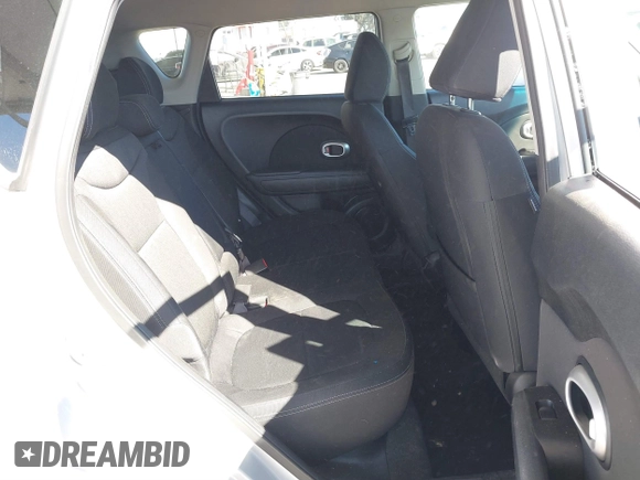 2014 Kia Soul with VIN KNDJN2A2XE7706747, listed as a IAAI auction lot 41870810 with 113,709 mi miles. Bid and sale history available at carsss.com. Image 8.
