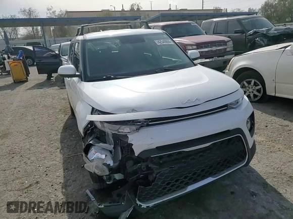 2022 Kia Soul LX with VIN KNDJ23AU2N7834660, listed as a Copart auction lot 42540655 with 13,057 mi miles and Salvage Title. Bid and sale history available at carsss.com. Image 14.