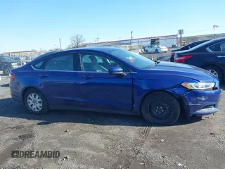 2013 Ford Fusion S with VIN 3FA6P0G79DR294759, listed as a IAAI auction lot 41989625 with 182,455 mi miles. Bid and sale history available at carsss.com. Image 13.