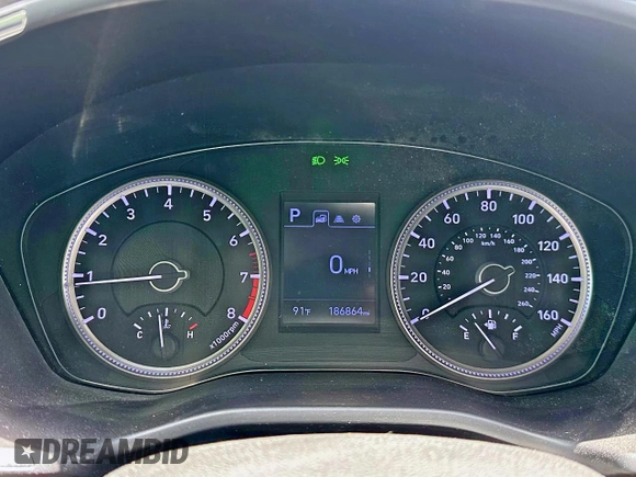 2020 Hyundai Santa Fe SE with VIN 5NMS23AD1LH203182, listed as a Copart auction lot 65295655 with 186,864 mi miles and Clean title. Bid and sale history available at DreamBid. Image 8.