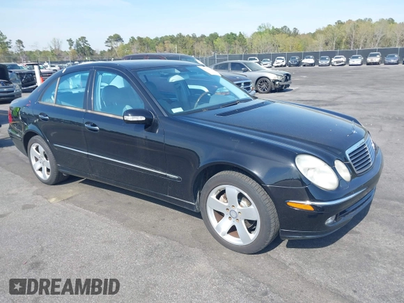 2003 Mercedes-Benz E-Class 3.2L with VIN WDBUF65J33A112308, listed as a IAAI auction lot 41871334 with 138,522 mi miles. Bid and sale history available at carsss.com. Image 1.