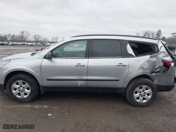 2014 Chevrolet Traverse LS with VIN 1GNKRFED1EJ209835, listed as a IAAI auction lot 41723553 with NaN miles. Bid and sale history available at carsss.com. Image 15.