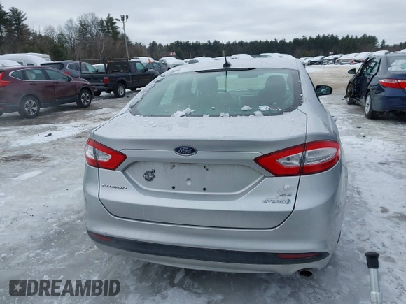 2014 Ford Fusion SE Hybrid with VIN 3FA6P0LUXER172442, listed as a IAAI auction lot 41623540 with 195,843 mi miles. Bid and sale history available at carsss.com. Image 16.