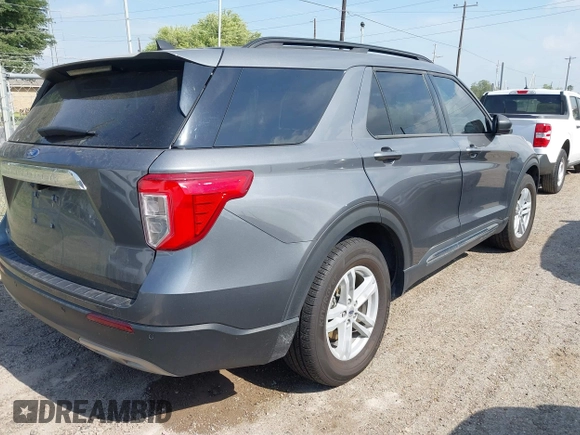 2024 Ford Explorer XLT z VIN 1FMSK7DHXRGA36466, wystawiony jako IAAI lot #42077049 z przebiegiem 8 634 mil mil oraz . Historia ofert i sprzedaży dostępna na DreamBid. Obrazek 4.