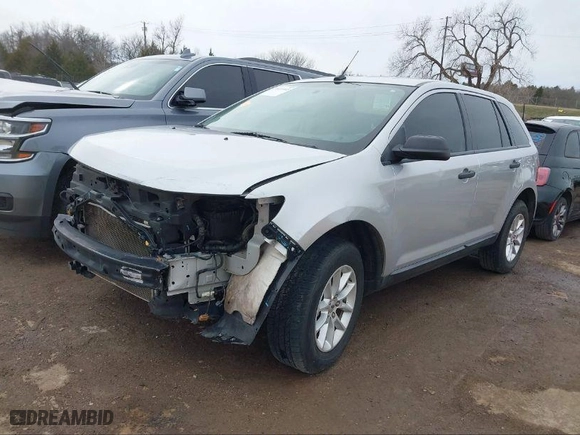 2013 Ford Edge SE with VIN 2FMDK3GC1DBC54068, listed as a IAAI auction lot 40821488 with 175,800 mi miles. Bid and sale history available at carsss.com. Image 2.