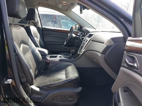 2011 Cadillac SRX Luxury Collection z VIN 3GYFNDEY9BS611653, wystawiony jako IAAI lot #41811912 z przebiegiem 144 689 mil mil oraz . Historia ofert i sprzedaży dostępna na DreamBid. Obrazek 5.