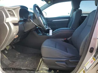 2016 Toyota Highlander LE with VIN 5TDZARFH9GS021698, listed as a Copart auction lot 89211865 with 86,086 mi miles and Salvage Title. Bid and sale history available at carsss.com. Image 7.
