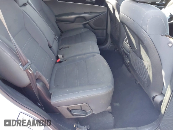 2020 Kia Sorento LX V6 with VIN 5XYPG4A55LG635273, listed as a IAAI auction lot 41739010 with 91,382 mi miles. Bid and sale history available at carsss.com. Image 8.