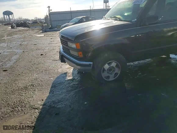 1997 Chevrolet Tahoe with VIN 1GNEK13R7VJ337340, listed as a Copart auction lot 88989435 with 208,313 mi miles and Salvage Title. Bid and sale history available at carsss.com. Image 11.