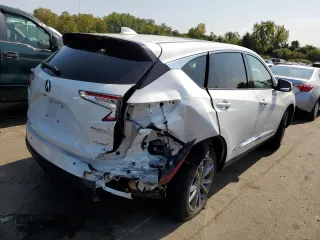 2022 Acura RDX w/Technology Package with VIN 5J8TC2H52NL016904, listed as a Copart auction lot 71400284 with 13,024 mi miles and Salvage Title. Bid and sale history available at carsss.com. Image 3.