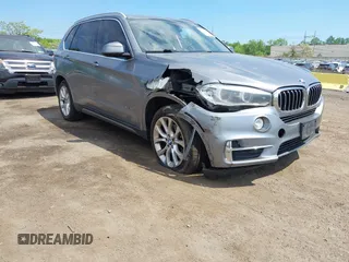 2014 BMW X5 xDrive35i z VIN 5UXKR0C5XE0K43570, wystawiony jako IAAI lot #42211578 z przebiegiem 260 817 mil mil oraz . Historia ofert i sprzedaży dostępna na DreamBid. Obrazek 1.